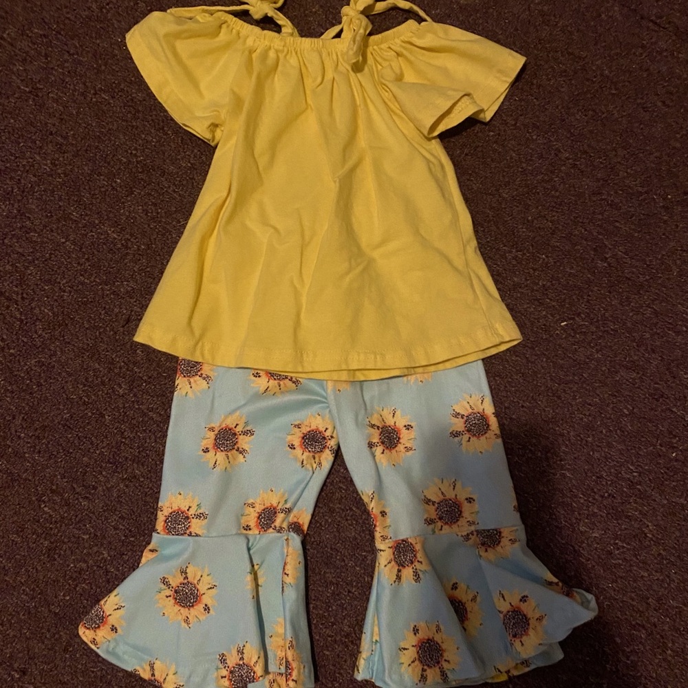 2T Sunflower Outfit